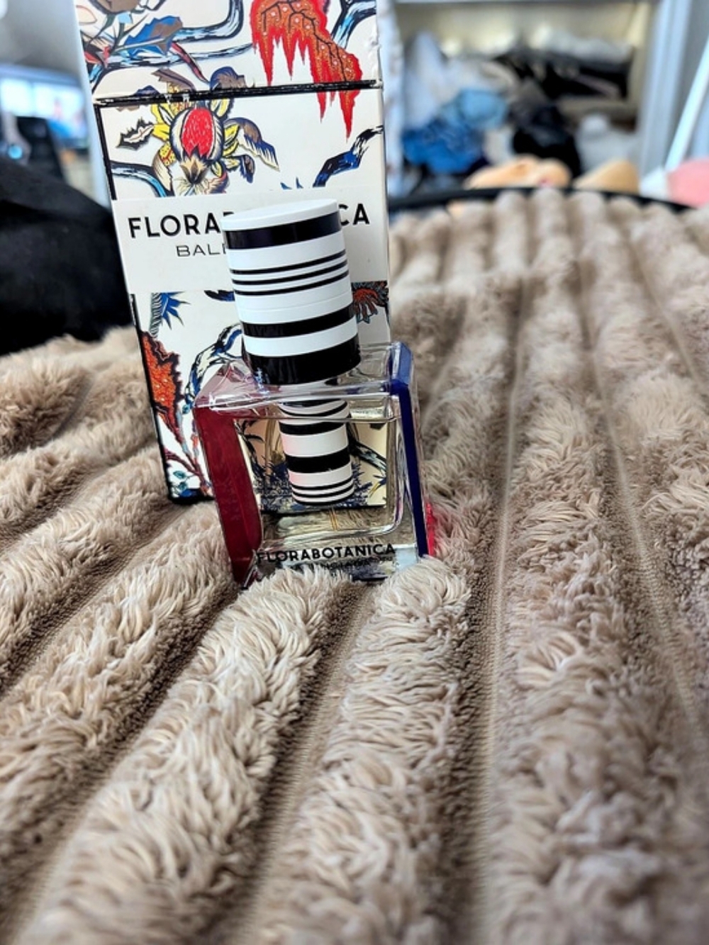 Florabotanica Balenciaga
